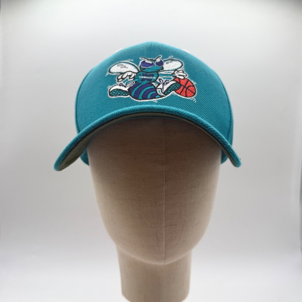 Mitchell & Ness Charlotte Hornets Boys Snapback Hat Teal Hugo the Hornet NBA